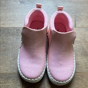 EUC Cupcakes and Cashmere Toddler girls size 8 pink Sneakers with side zip